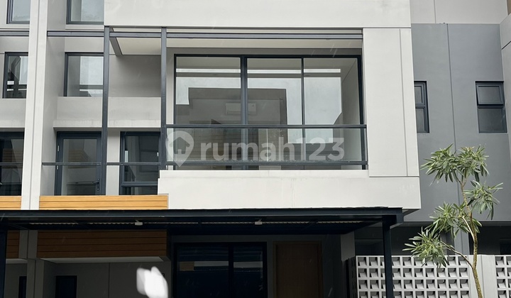 Di Sewakan Rumah Brand New Terravia Adora Luxe BSD City 1