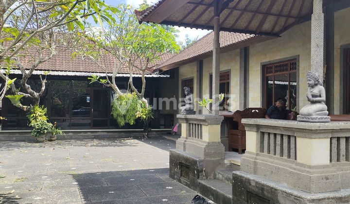 Sculpture Gallery Building Near Ubud