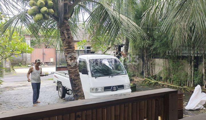 Cafe. Angkringan on the Business Route in Gianyar, Bali. Cafe. Angkringan on the Business Route in Gianyar, Bali.