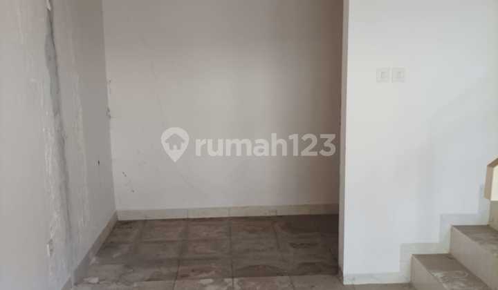 Rumah Minimalis 2 Lantai di Paradise Serpong City, Pamulang