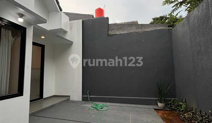 Jual Rumah Like New 1 Lantai di Grand Depok City 2