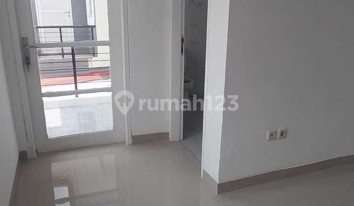 For Sale: House in Cibubur Tourism City, Ready to Occupancy, Fully Renovated 2