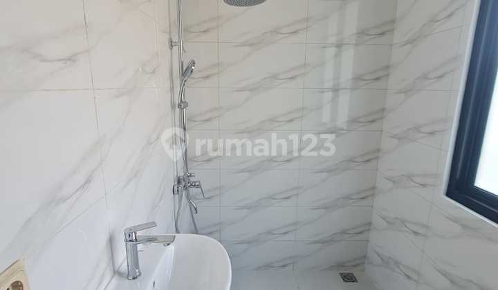 Rumah Terenovasi Bagus Siap Huni Kota Wisata Cibubur 2