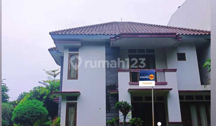 For Sale Spacious Hook House, Best Price in Legenda Wisata Cibubur For Sale Spacious Hook House, Best Price in Legenda Wisata Cibubur