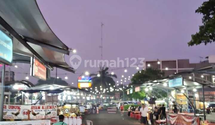 Shop House Facing Main Boulevard Road Fresh Market Kota Wisata Cibubur 2