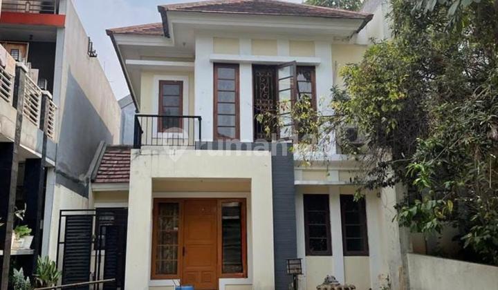 Rumah 2 Lantai di Legenda Wisata Cibubur