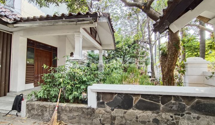 Dijual Rumah Moderland Tangerang (depan Tangerang City Mall Jl. Sudirman)lt 450 M, Lb 250m2,5 Lantaikt 4, Km 3ada Paviliun Ada Basement, Garasi Dalam Muat 3 Mobillistrik 4400, Ada Pavillion..ada Halaman Depan Belakang Dan Sampingharga 10 M Nego Sampai Dea