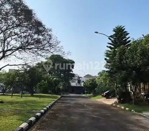 Two-Story House in Sunrise Paradise Grand Wisata Bekasi 2