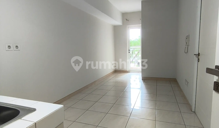 Springlake 2 Bedroom Apartment at Summarecon Bekasi 2