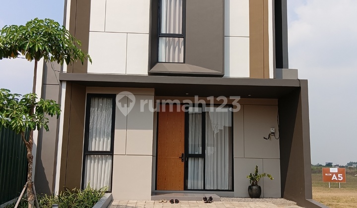 Moca City Wonoayu By Dian Istana