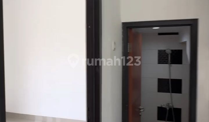 Rumah Lokasi Premium di Batu Cocok untuk Rumah Tinggal atau Villa 2