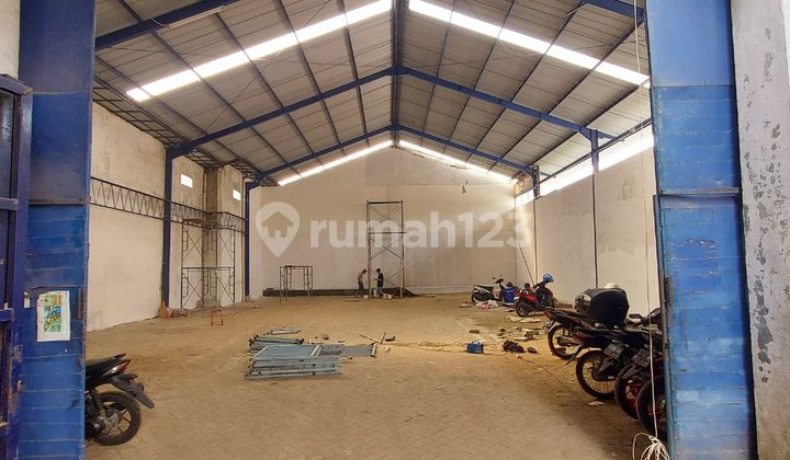 For Rent Warehouse in Gadang Malang Fuso Truck Access Near Madyopuro Toll Access