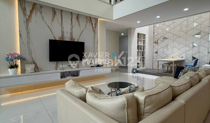 Dijual Rumah Mewah Full Furnish Di Boulevard Cluster Golf, Kota Araya Malang  2