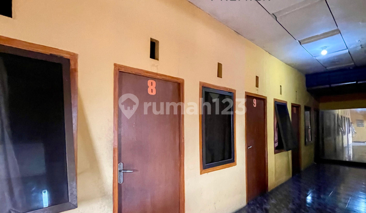 For Sale Daily Boarding and Daily Parking, Ahmad Yani Street North Road, Malang City 2