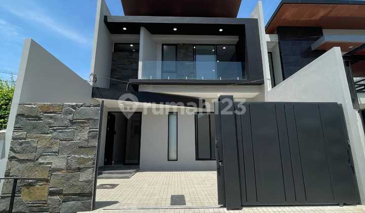 Rumah Baru 2 Lt Manyar Surabaya Rumah Baru 2 Lt Manyar Surabaya