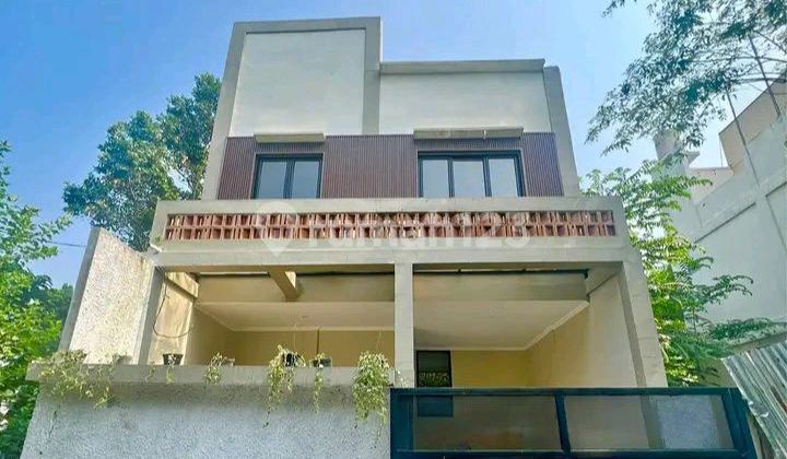 Ready-to-Live House in Cirendeu, South Tangerang 2