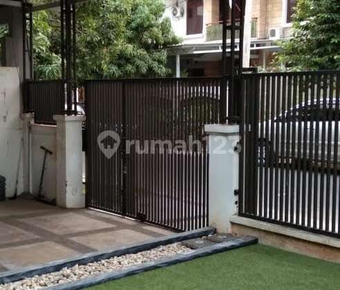 Ready-to-Occupy House Near Vila Dago Campus, Pamulang, South Tangerang 2