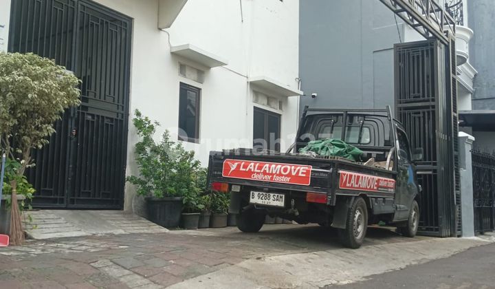 Rumah Kontrakan 22 Unit Dikemanggisan Dekat Univ Binus Jakbar Rumah Kontrakan 22 Unit Dikemanggisan Dekat Univ Binus Jakbar