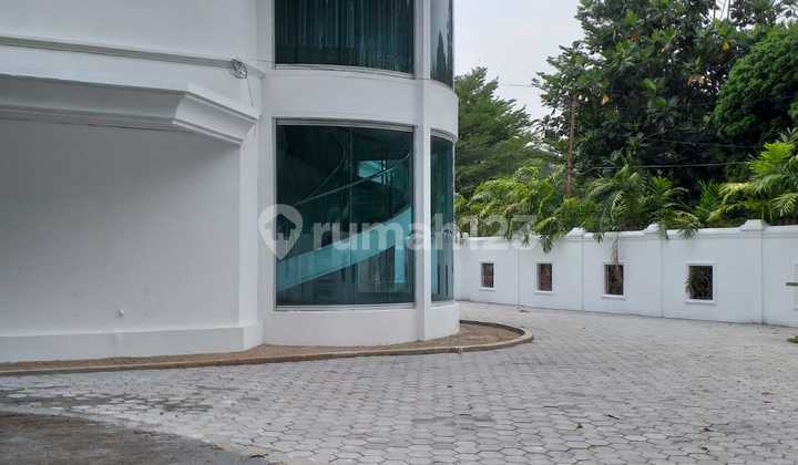 Rumah Mewah Dgn Swimming Pool di Jl Pertanian Lebak Bulus Jaksel 2