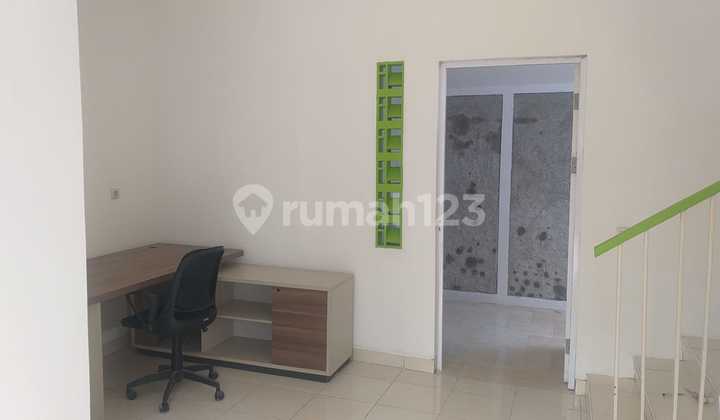 Rumah Siap Huni di Serpong Lagoon Tangerang Selatan 2