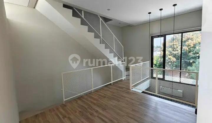Rumah Modern Minimalis 3 Lt dengan Basement Siap Huni di Jl Palapa Serua Tangsel 2