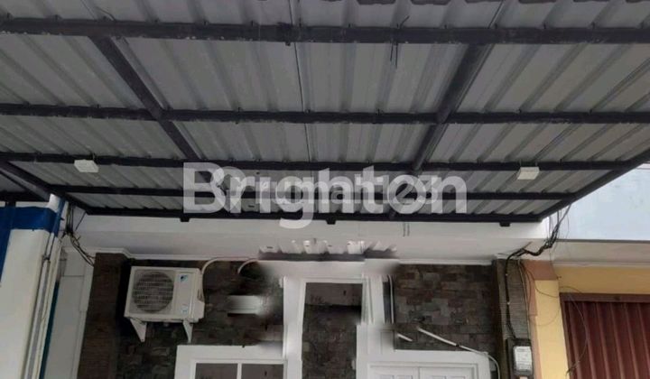 Shop House in a Strategic and Scenic Location Ready for Use 1