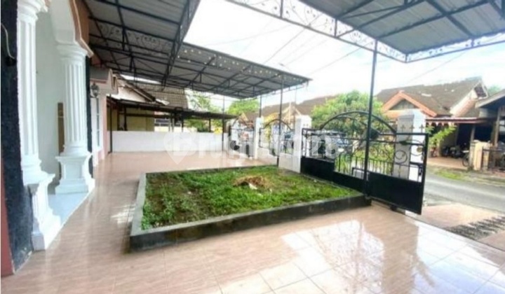 Rumah Asri Dan Nyaman Siap Huni