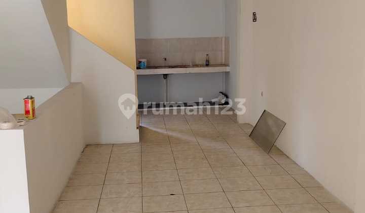 For Rent: 4x15 Shop House in Karawaci, Tangerang 2