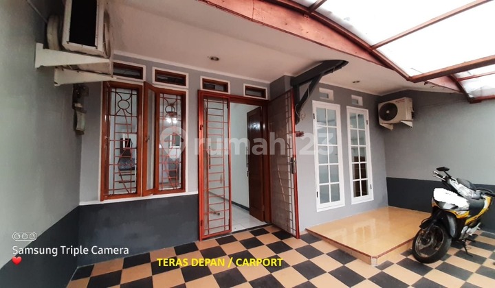 Strategic Location House In Griyaloka Bsd City Strategic Location House In Griyaloka Bsd City