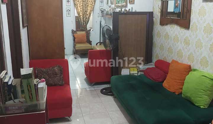 Dijual Rumah di Perumahan Mutiara Gading, Bekasi Timur 2