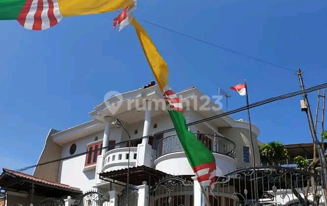 Pondok Tjandra Two-Story Hook House with SHM