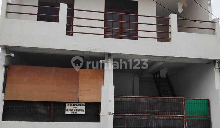 Rumah Luas Tropodo Sidoarjo SHM 2