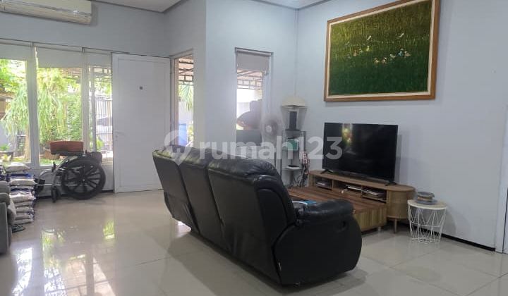 Dijual / Disewa Rumah Rapi Siap Huni di Meruya