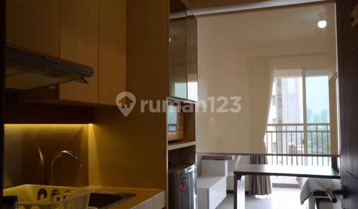 For Rent Ready-to-Occupy Studio Apartment in Thamrin Residence
