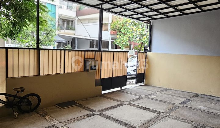 For Sale Neat 8x18 Ready-to-Occupy House in Puri Media 2