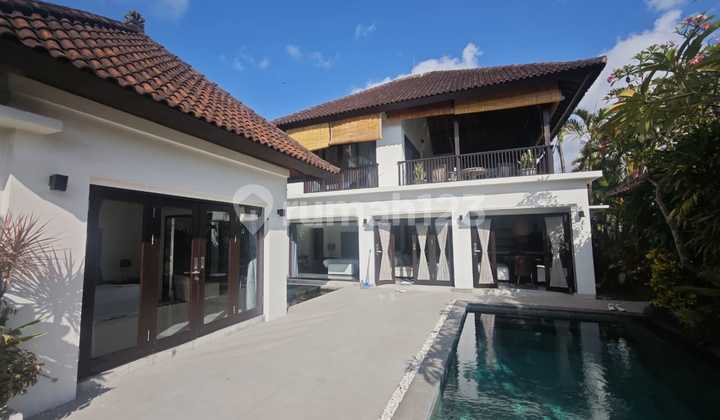 Villa Berawa Canggu Badung Bali