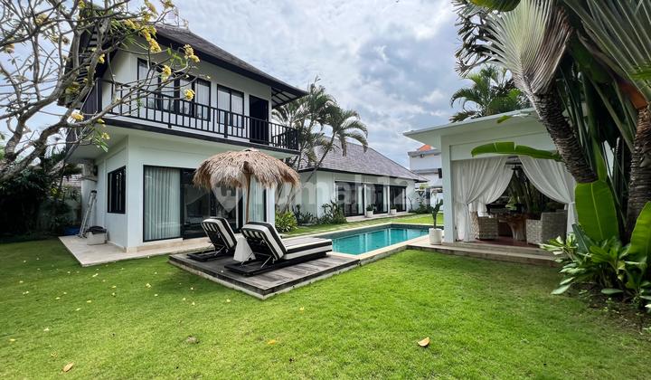 Villa Batubolong Canggu Badung Bali Villa Batubolong Canggu Badung Bali