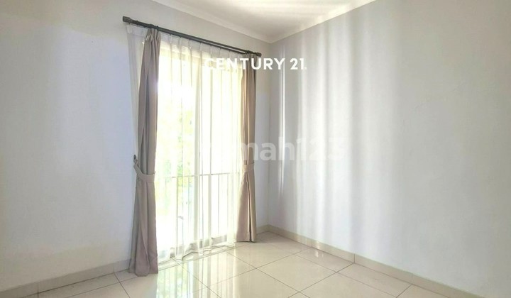 Ready-to-Occupy House in Discovery Bintaro 9458 2