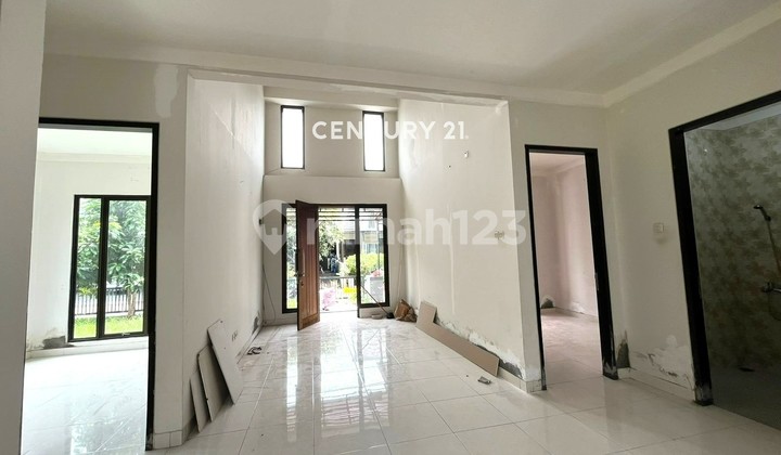 For Rent Spacious House in Melia Grove Graha Raya 7987