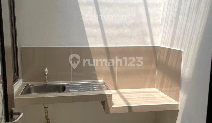 Ready-to-Live House in Bintaro 9251 2