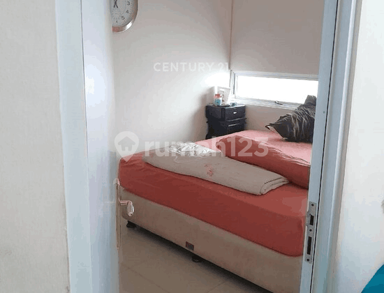 Well-Maintained Semi-Furnished House Ready to Occupy at Discovery Bintaro 8505 2