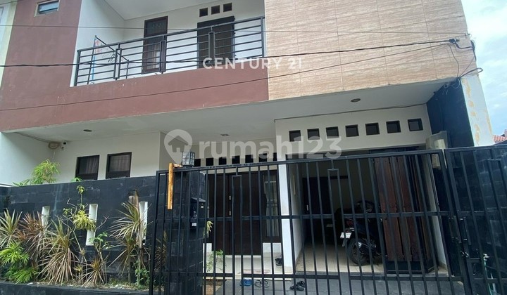 Di Sewakan Rumah di Komplek Pondok Jaya Bintaro 9290