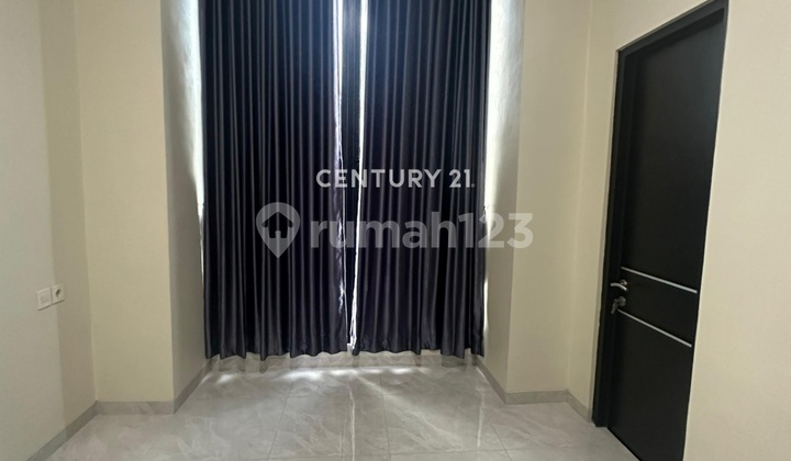 Nice House For Rent Near BXC Mall Bintaro 8961 Nice House For Rent Near BXC Mall Bintaro 8961