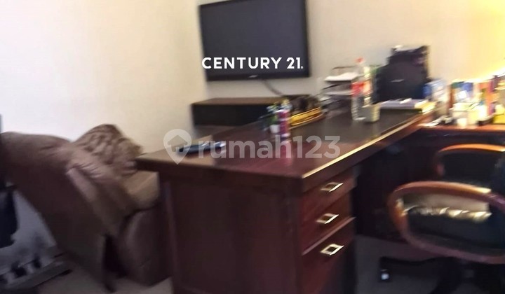 Rumah di Sewakan 3 Lantai Full Furnished 9984 2