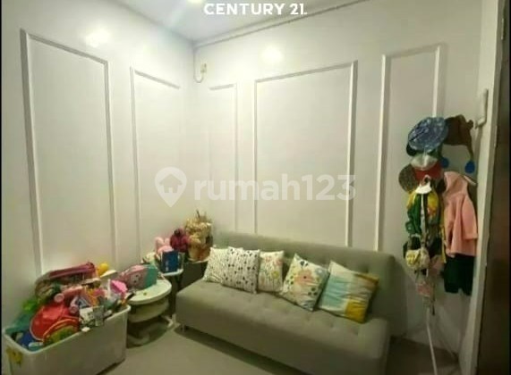 For Sale Fast Fully Furnished House in Graha Raya Bintaro 5464