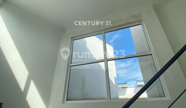 House Ready to Occupy in Discovery Bintaro 8969 2