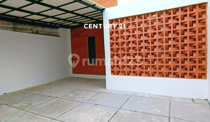 Rumah Lokasi Strategis di Rc Veteran Bintaro 9967
