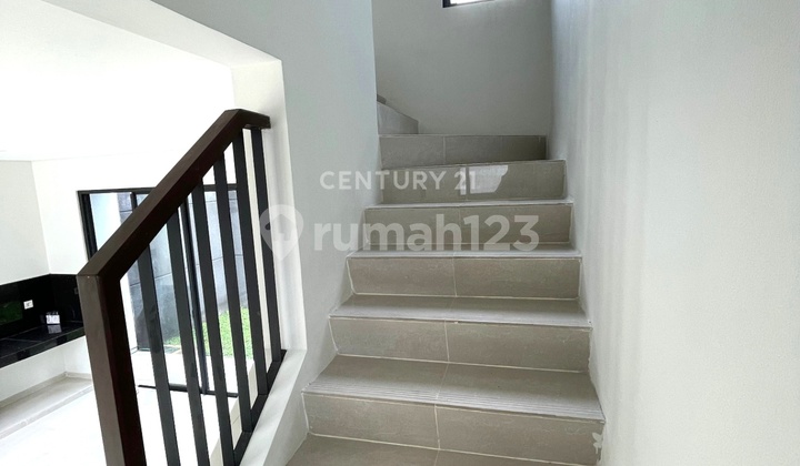 For Sale Ready-to-Occupy House Kebayoran Bintaro 8909 2