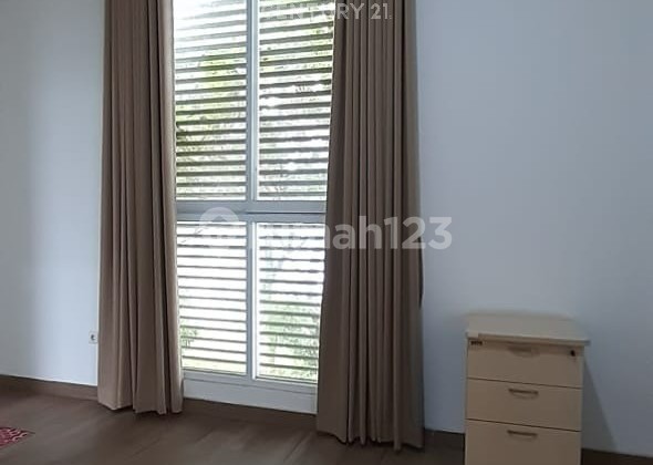 Disewa Rumah Luas Di Graha Bintaro  9056 2