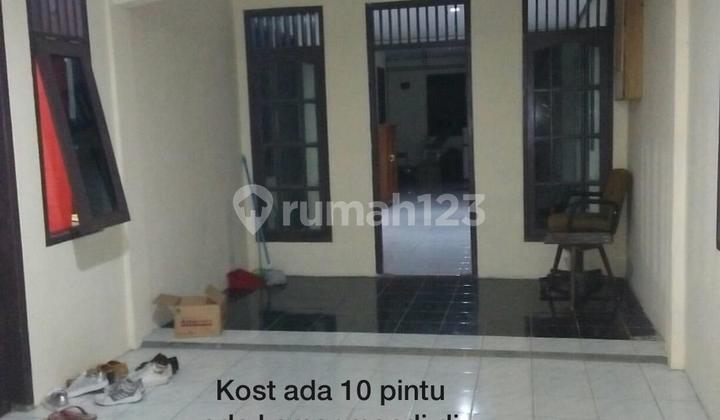 Rumah dan Kost Lokasi Strategis di Ampera, Jakarta Selatan Rumah dan Kost Lokasi Strategis di Ampera, Jakarta Selatan